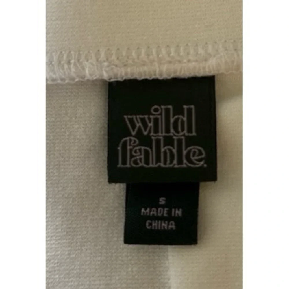 Wild Fable Women's‎ White Pleated Mini Skirt Size Small